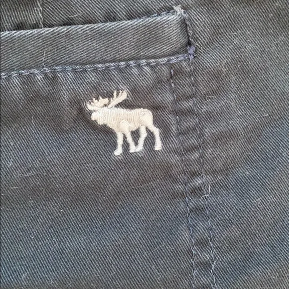 ❤️ Abercrombie navy button stretch zip shorts