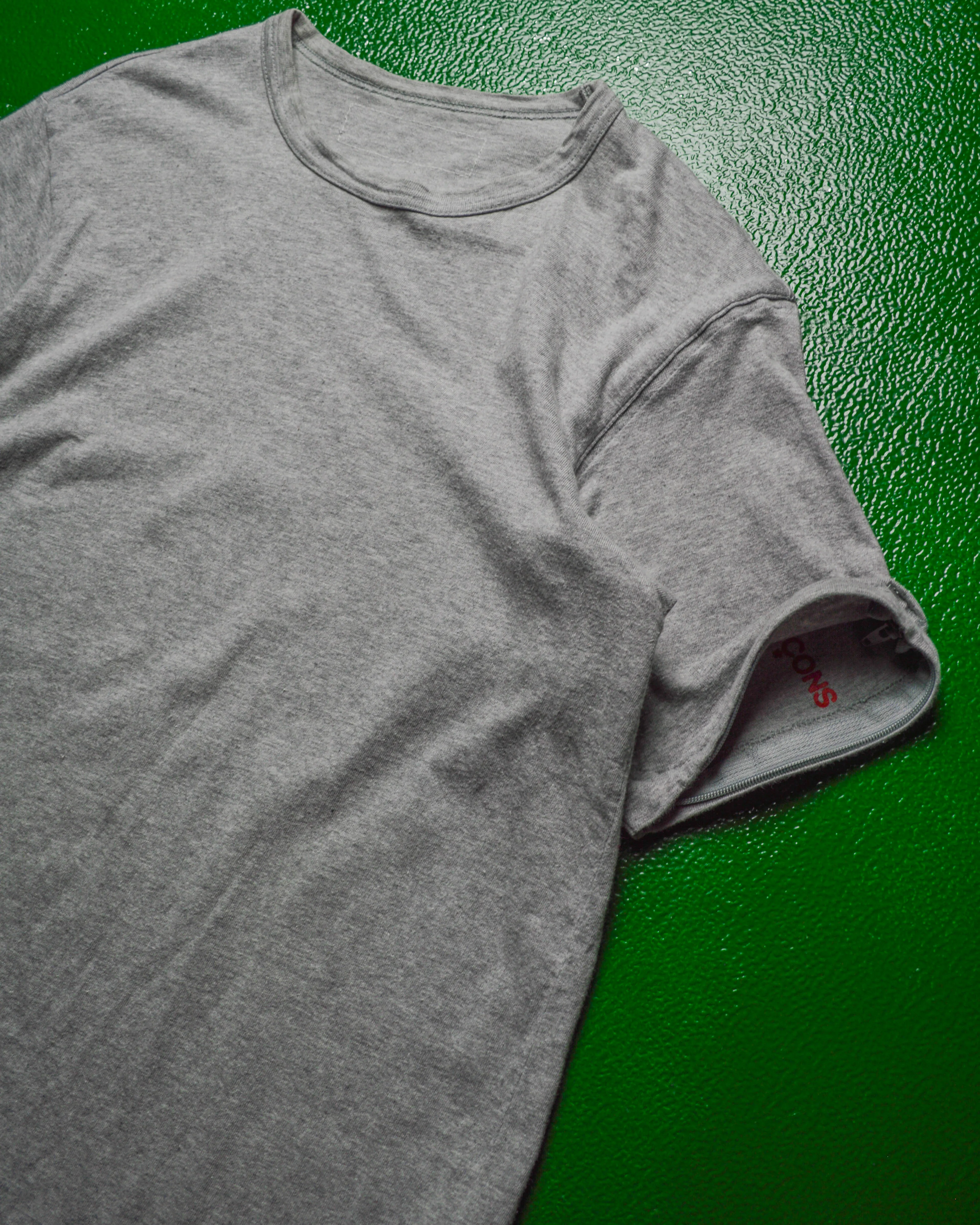 2000 Packable Grey T-Shirt (~S~)