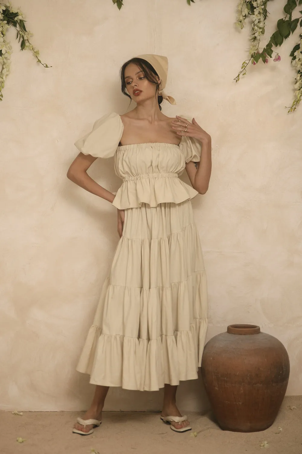 ALBA SET Balloon Sleeve Gartered Top with Four-Layer Midi Skirt (Beige Linen)