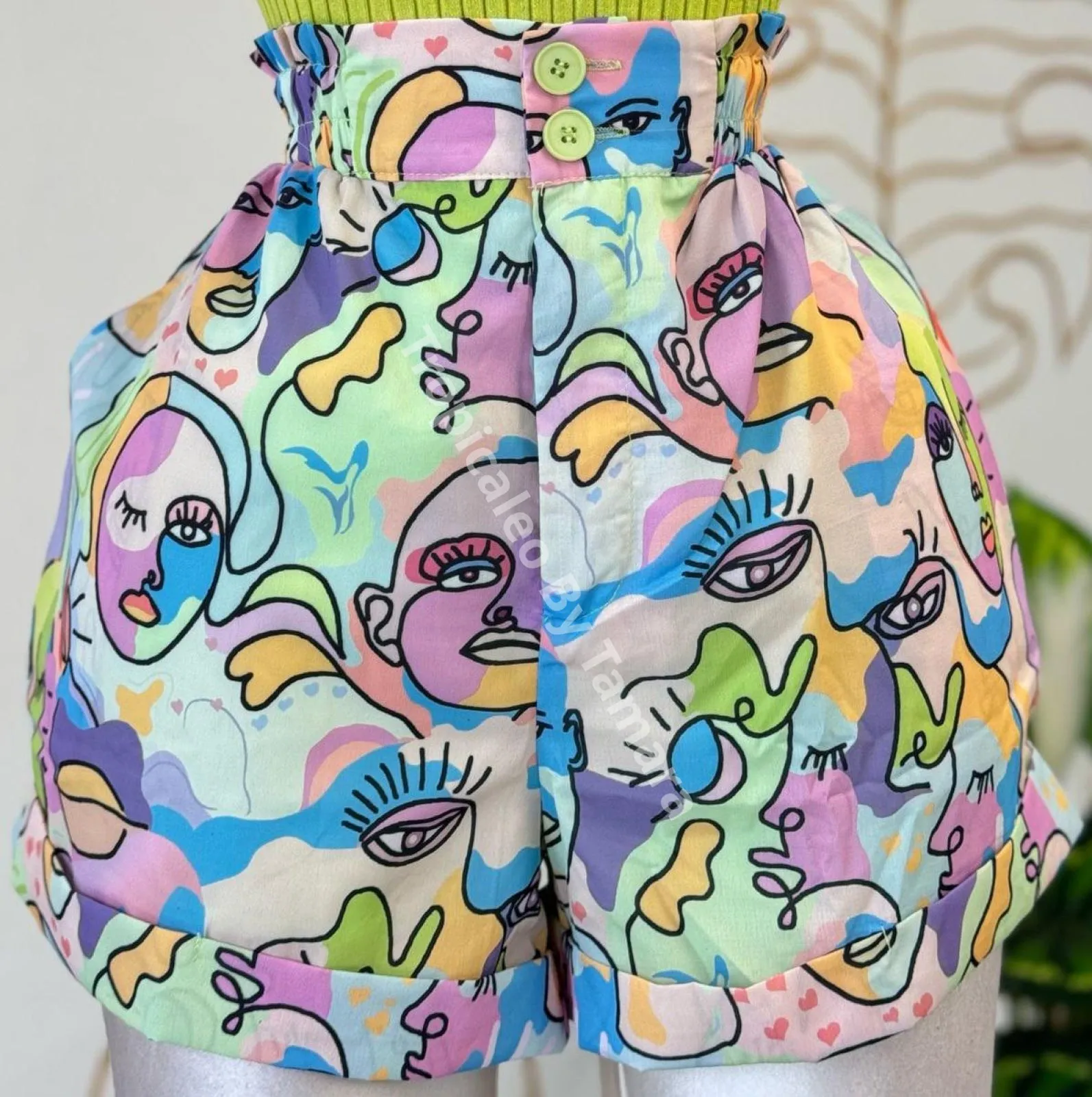 Artsy Faces Shorts