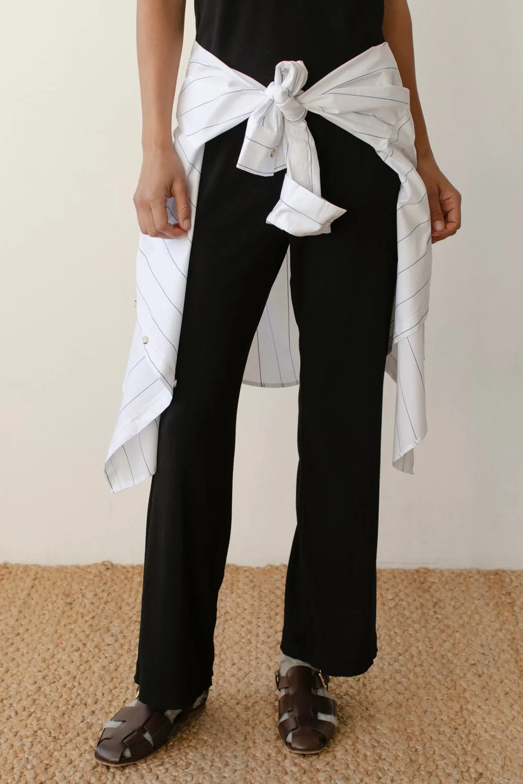 Baby Rib Scallop Pant in Jet