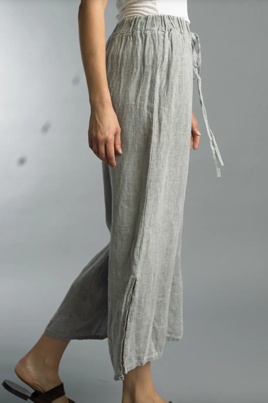 Cropped Linen Pants