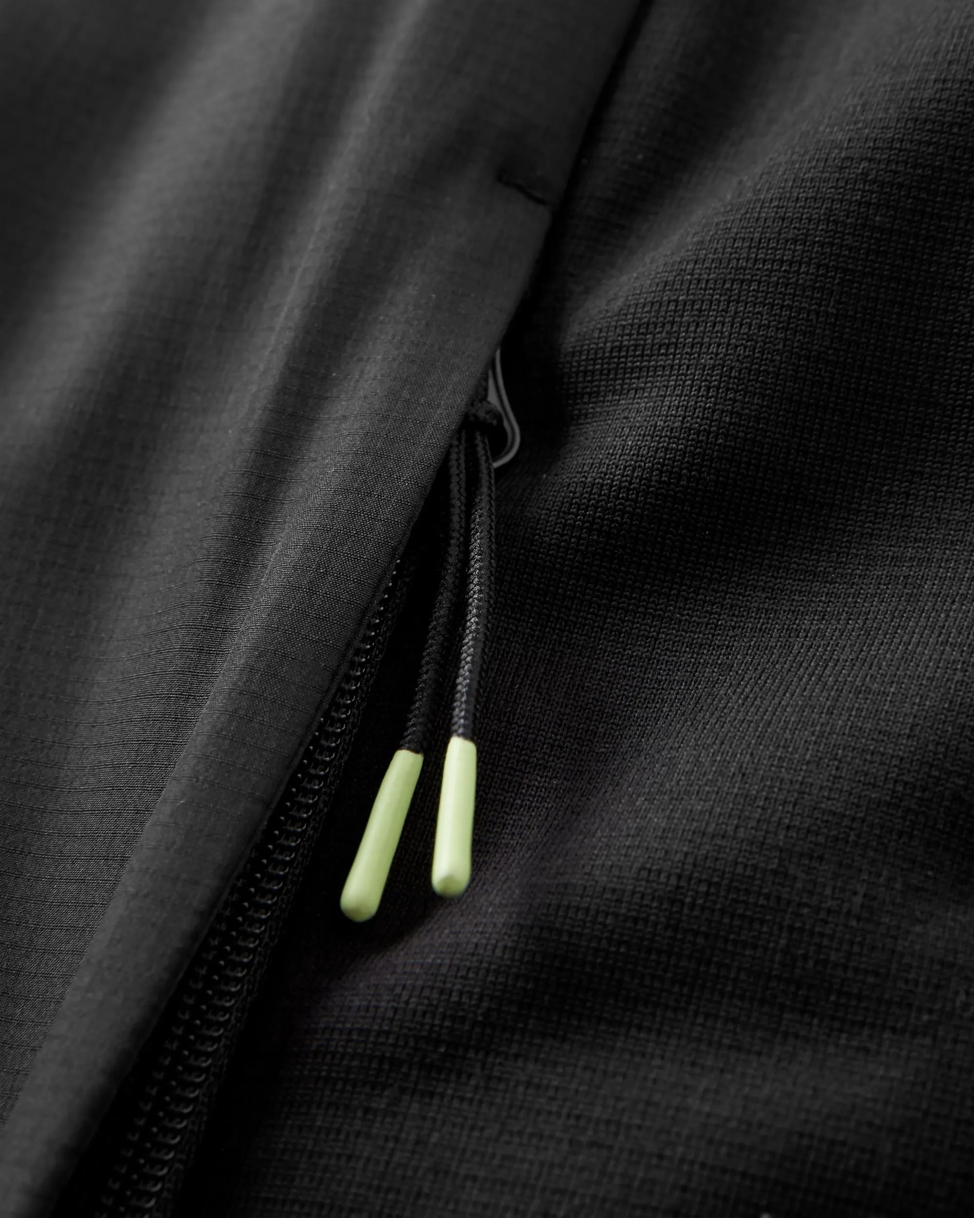 Daybreak Lightweight Recycled Thermore® Insulated Jacket - Black
