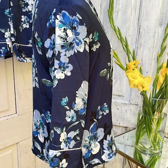 JOHN LEWIS, WOMANS TWO PART FLORAL PAJAMA SET    Size S  NWT