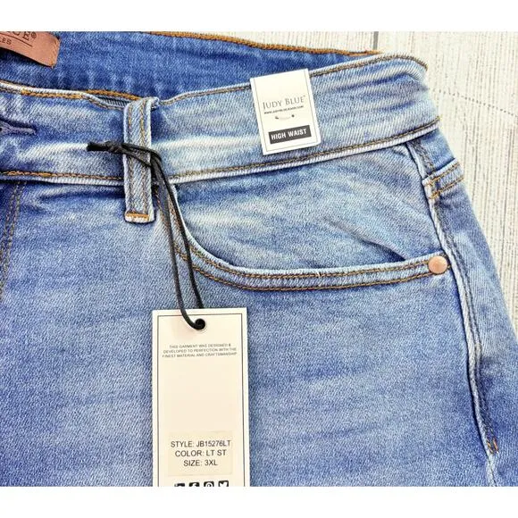 Judy Blue High Rise Embroidered Pocket Cut Off Shorts Light Denim Size 3XL