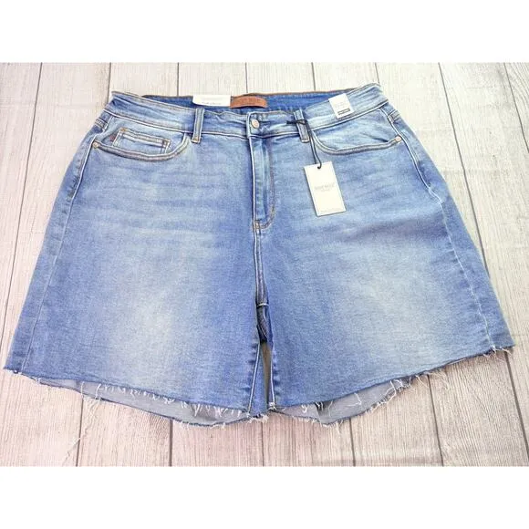 Judy Blue High Rise Embroidered Pocket Cut Off Shorts Light Denim Size 3XL