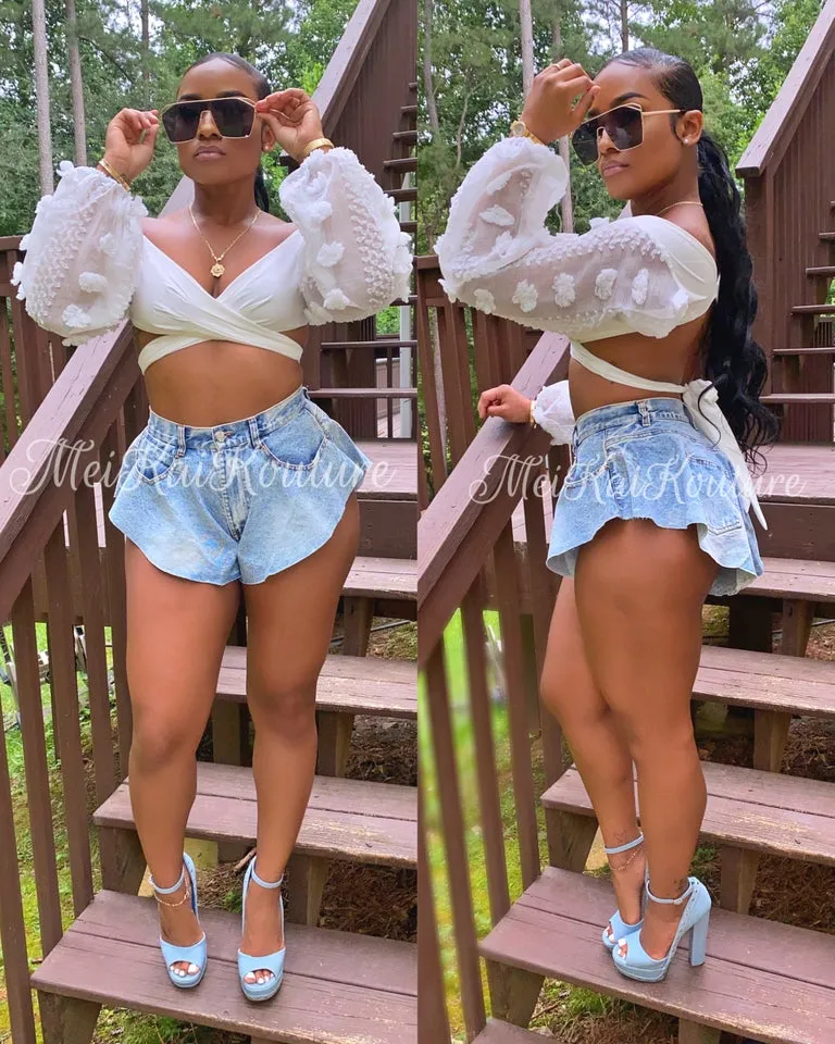Kionaia Shorts