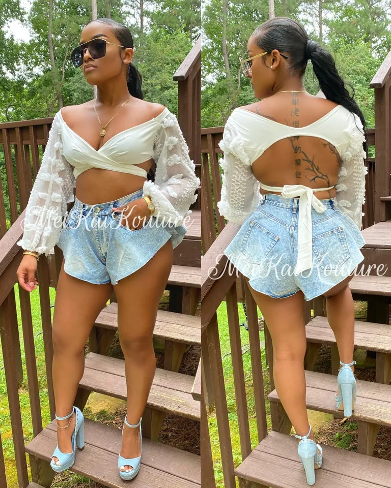 Kionaia Shorts