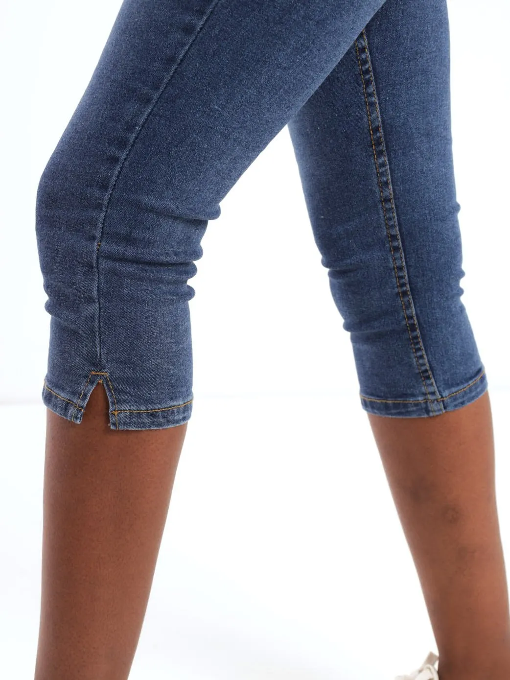 Ladies Hi-Rise Pedal Pusher Short - Light Wash