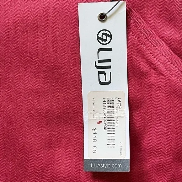 Lija Salsa Pink Bermuda Golf Shorts​​​​​​​​​​​​​​​​​​​​​​