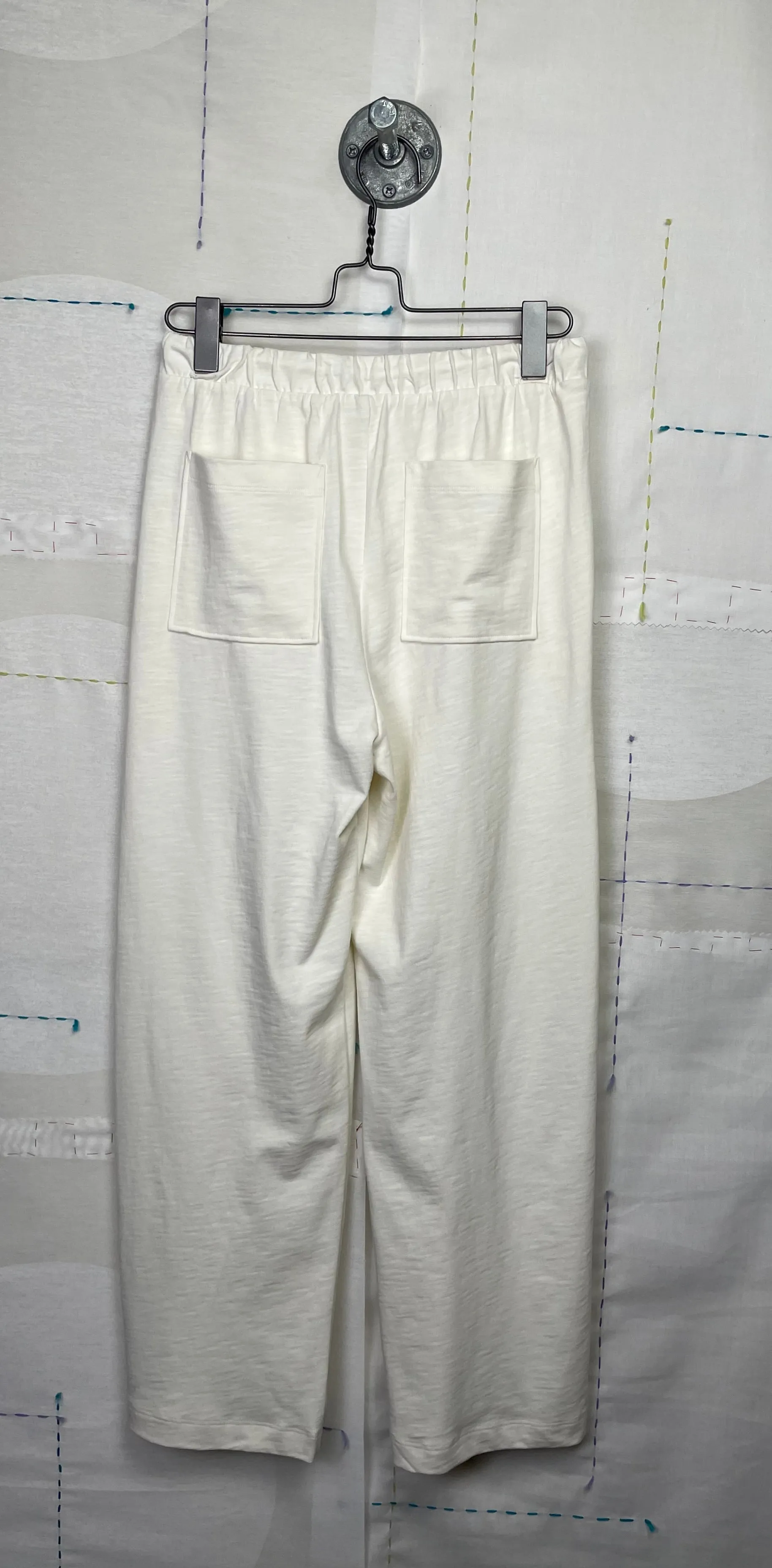 Lilla P.  ~  Cropped Pull On Pant - Ecru