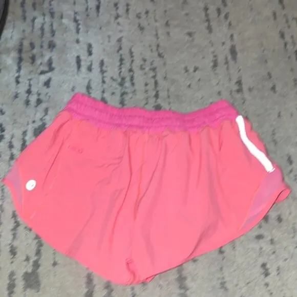Lululemon Hotty Hot Short Flash Light