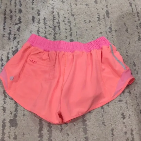 Lululemon Hotty Hot Short Flash Light