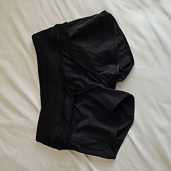 Lululemon Run Times Short *4-way Stretch 4&quot; Black Size 4