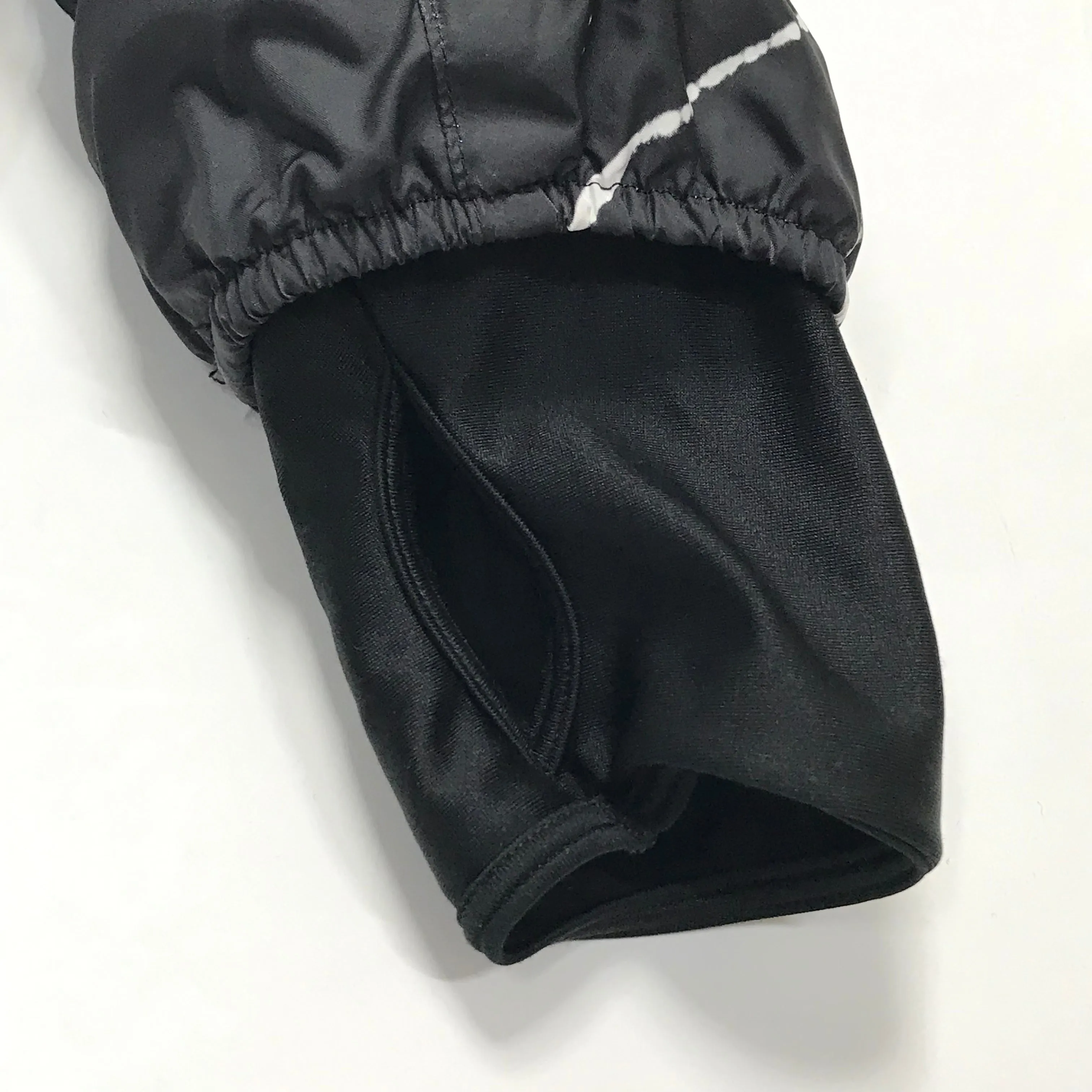 [M] Futura Laboratories x Descente Packable Nylon Hooded Jacket