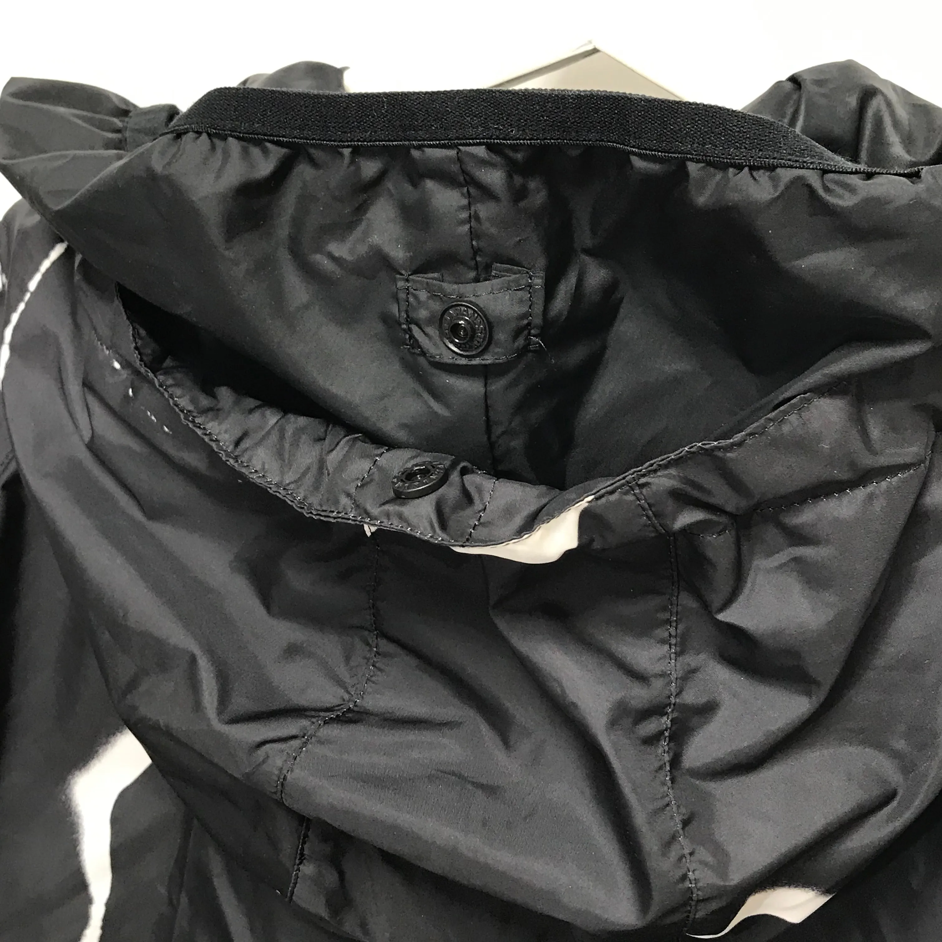 [M] Futura Laboratories x Descente Packable Nylon Hooded Jacket