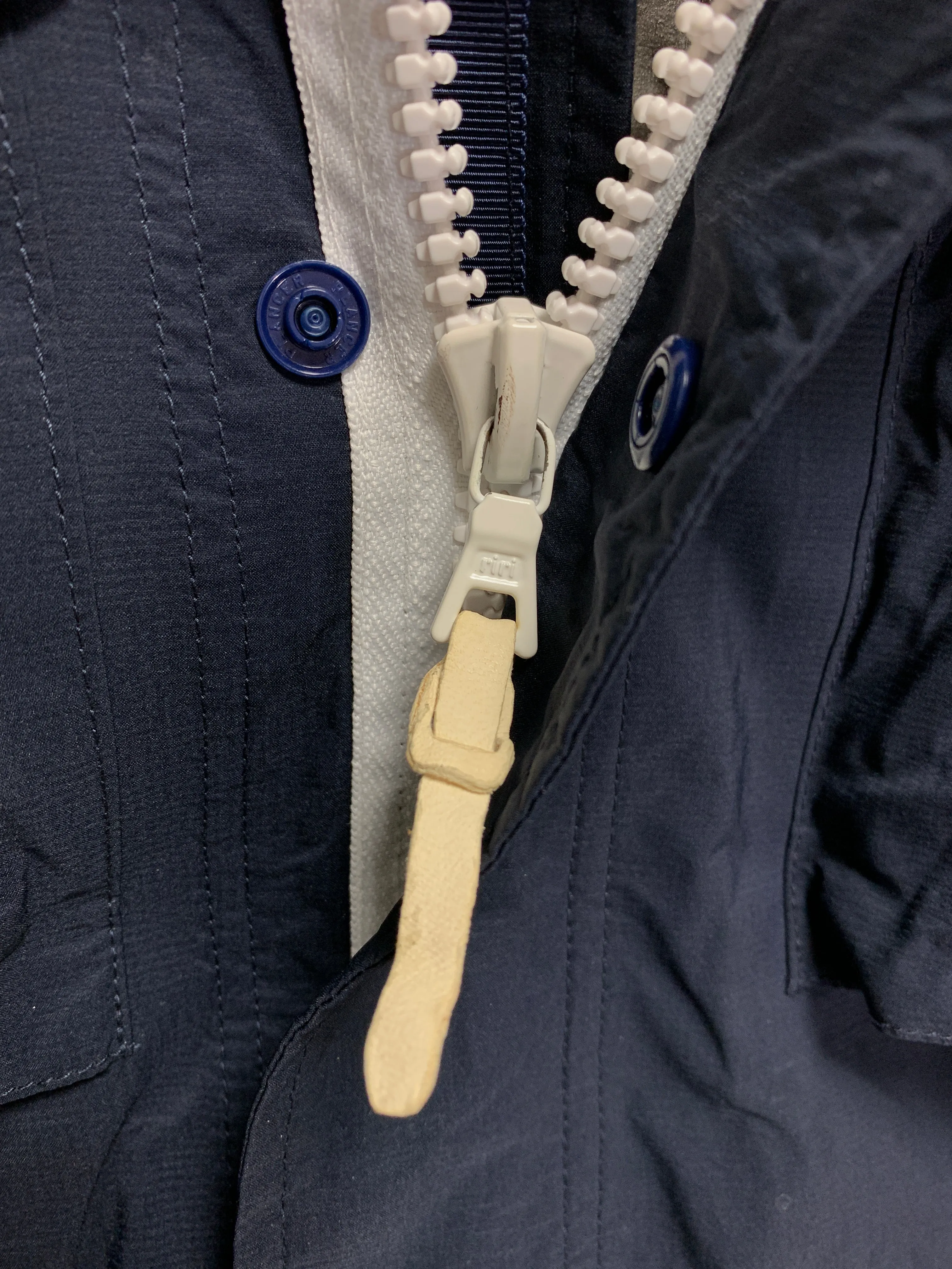 [M] Visvim Ripstop 2.5L Paclite Gore Tex Dado Bickle M-65 Jacket White/Navy