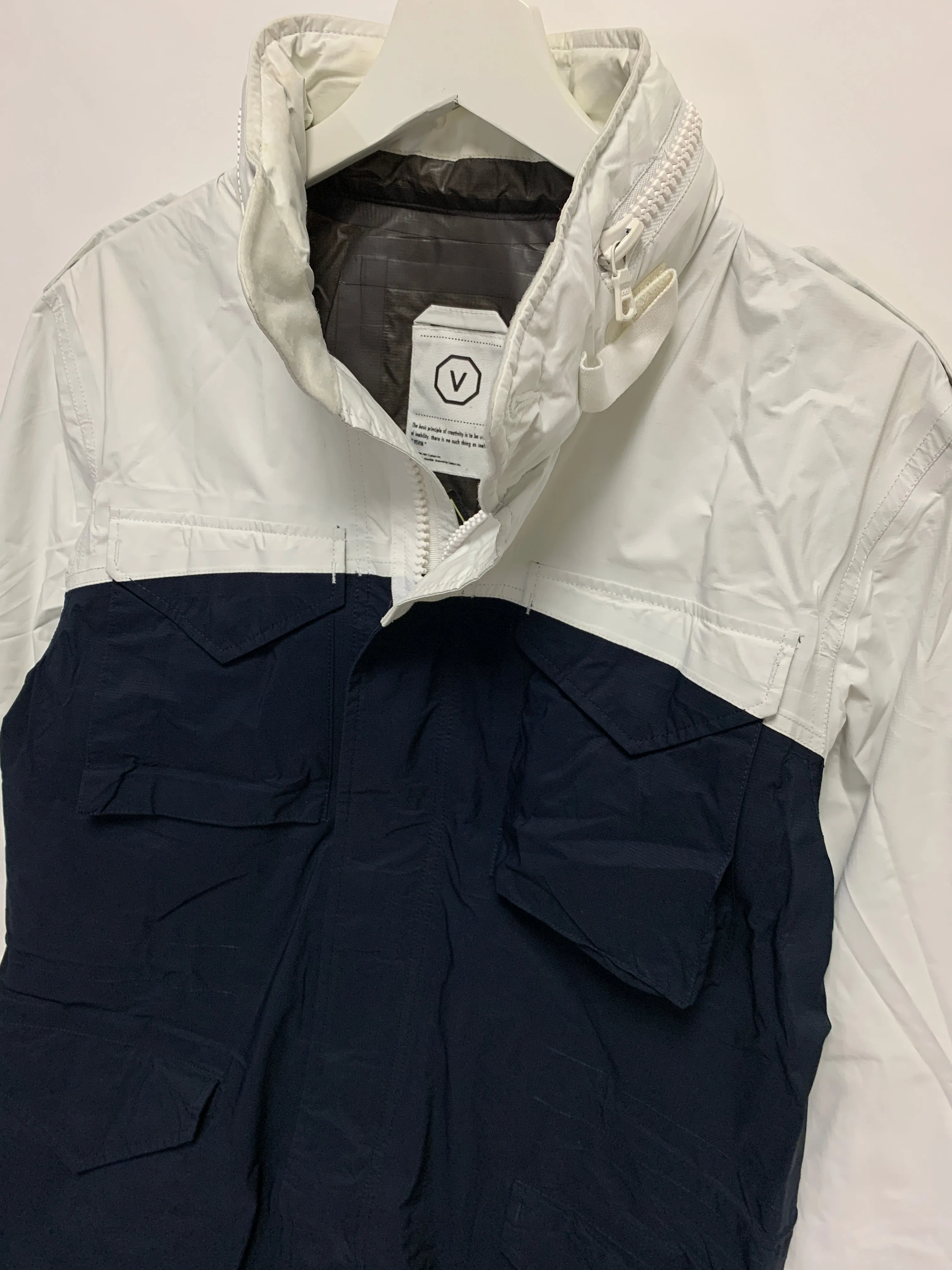 [M] Visvim Ripstop 2.5L Paclite Gore Tex Dado Bickle M-65 Jacket White/Navy