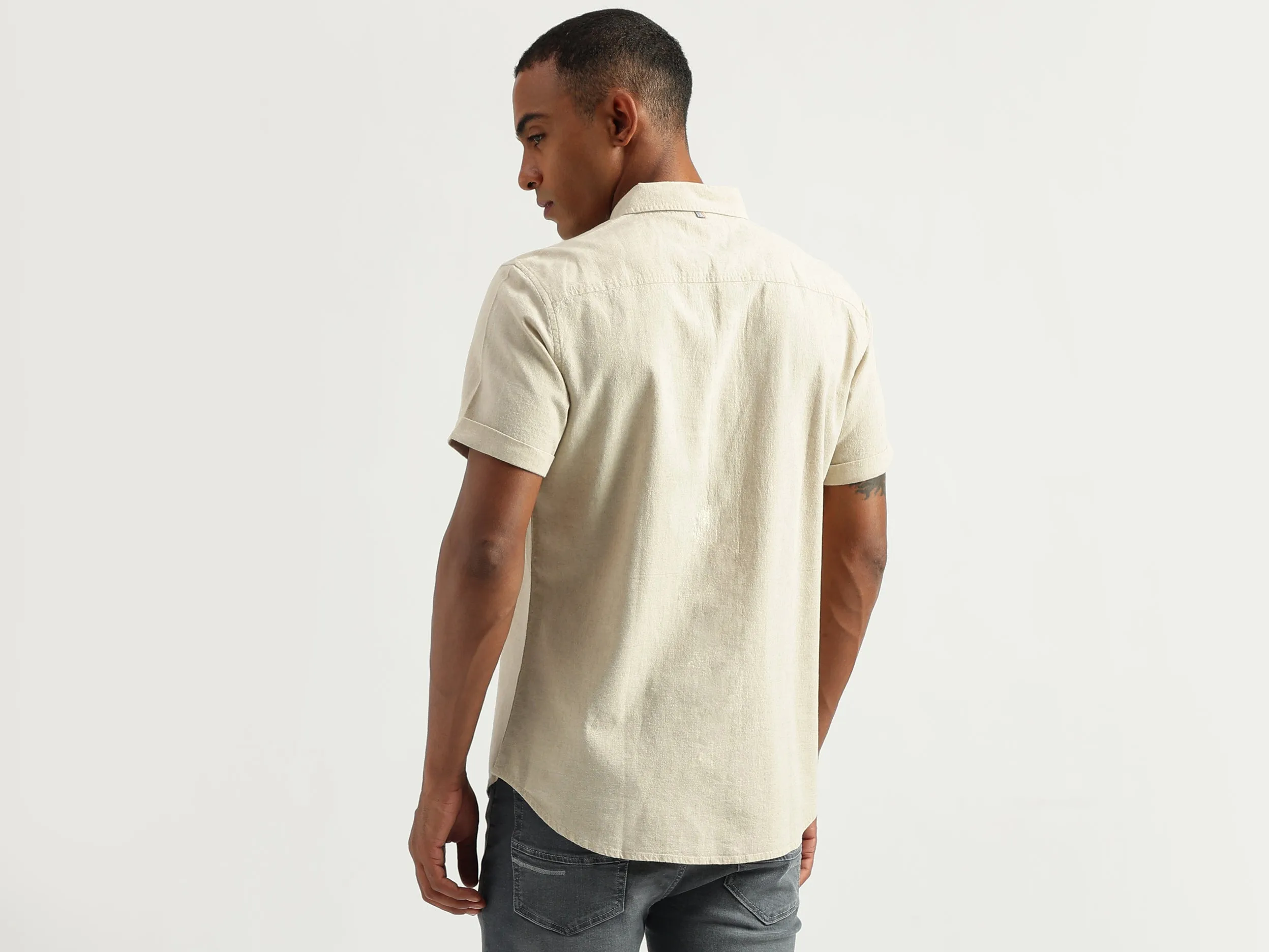 Men's Slim Fit Spread Collar Solid Shirts