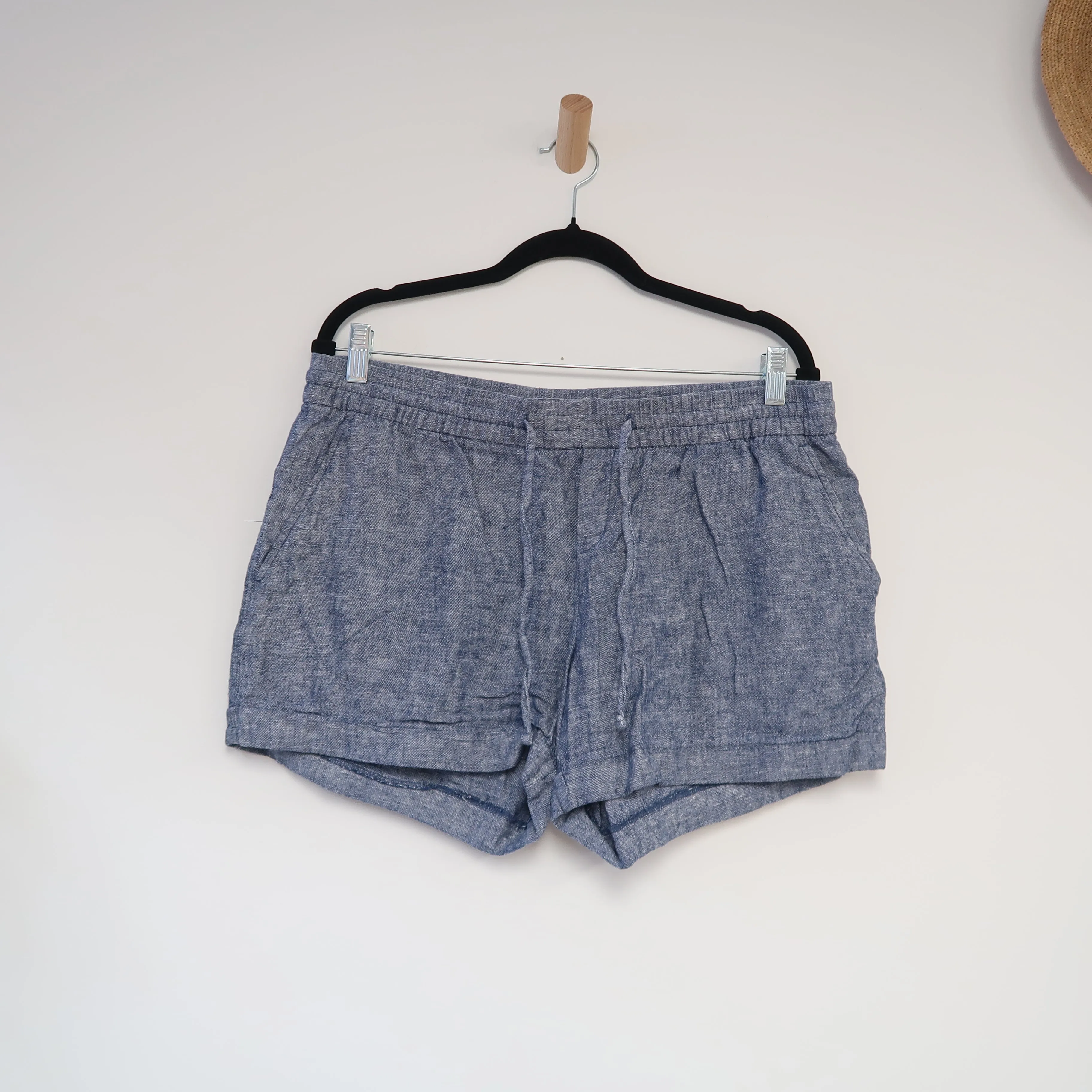 Old Navy - Shorts (Women's Large)