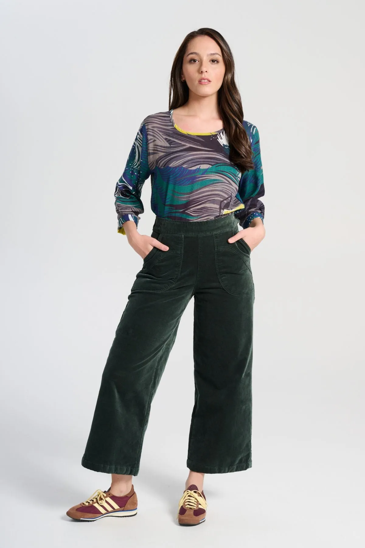 Peggy Paris Pants Forest Green in Soft Velvet