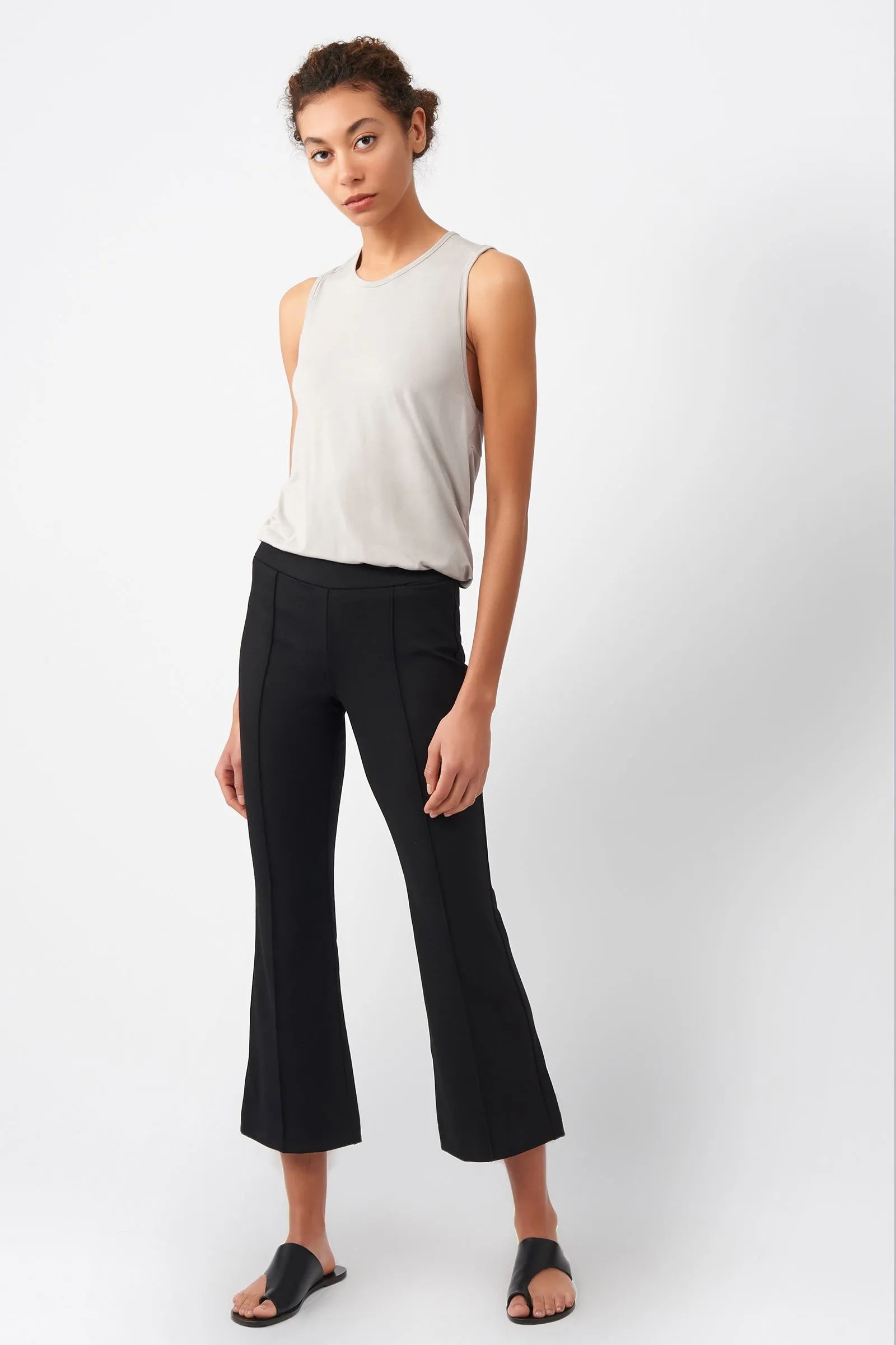 Pintuck Crop Flare - Black