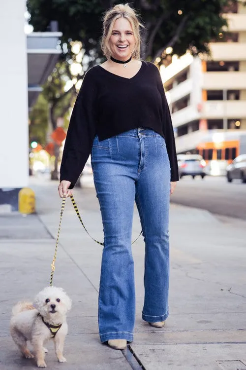 PLUS SIZE - HIGH  RISE MODERN FLARE JEANS