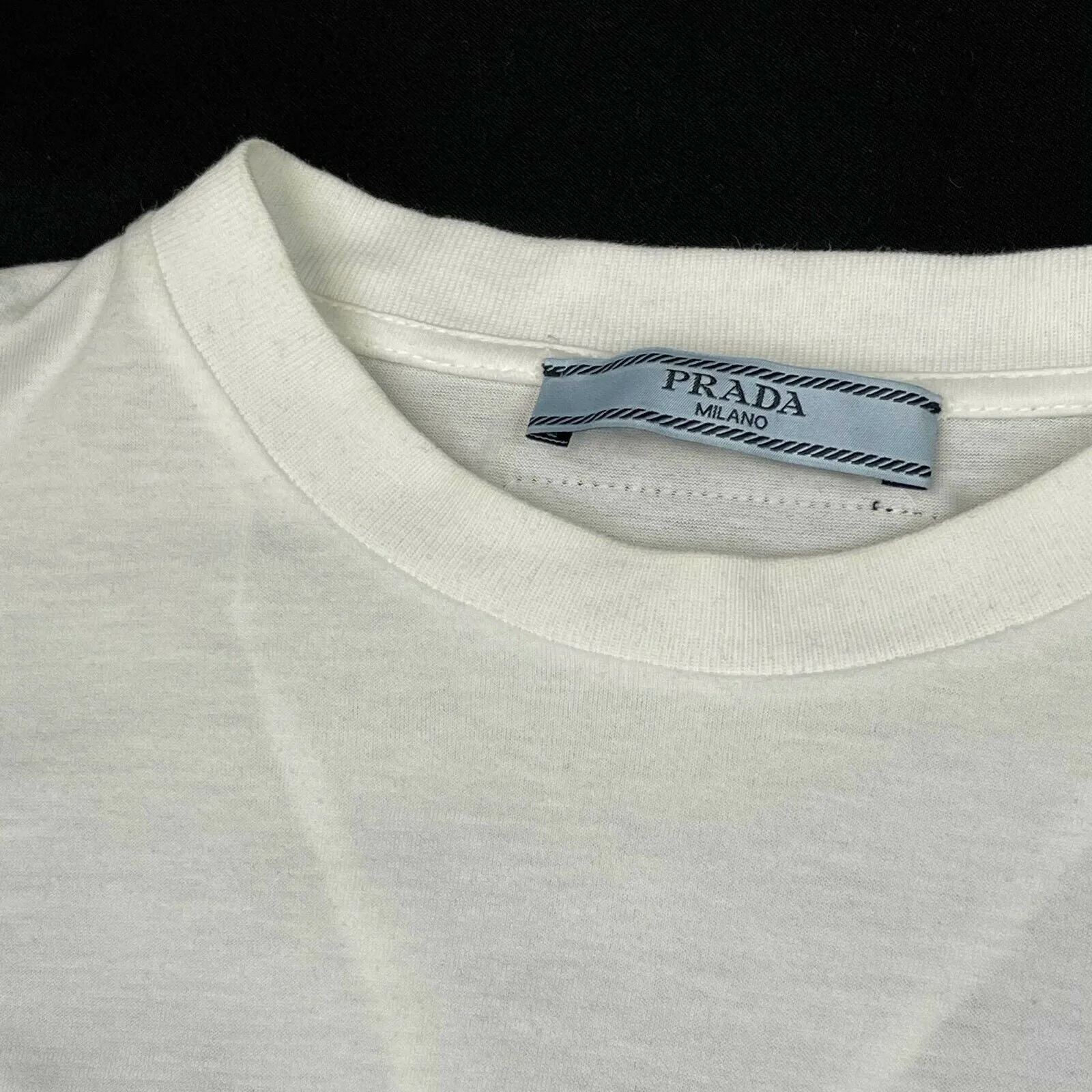 Prada - White T-Shirt with Rubber Patch Logo on Back at Top - Size Men US XS
