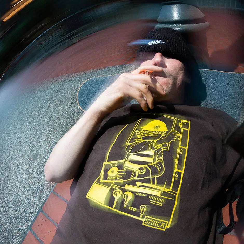 SELECTOR TEE - BROWN