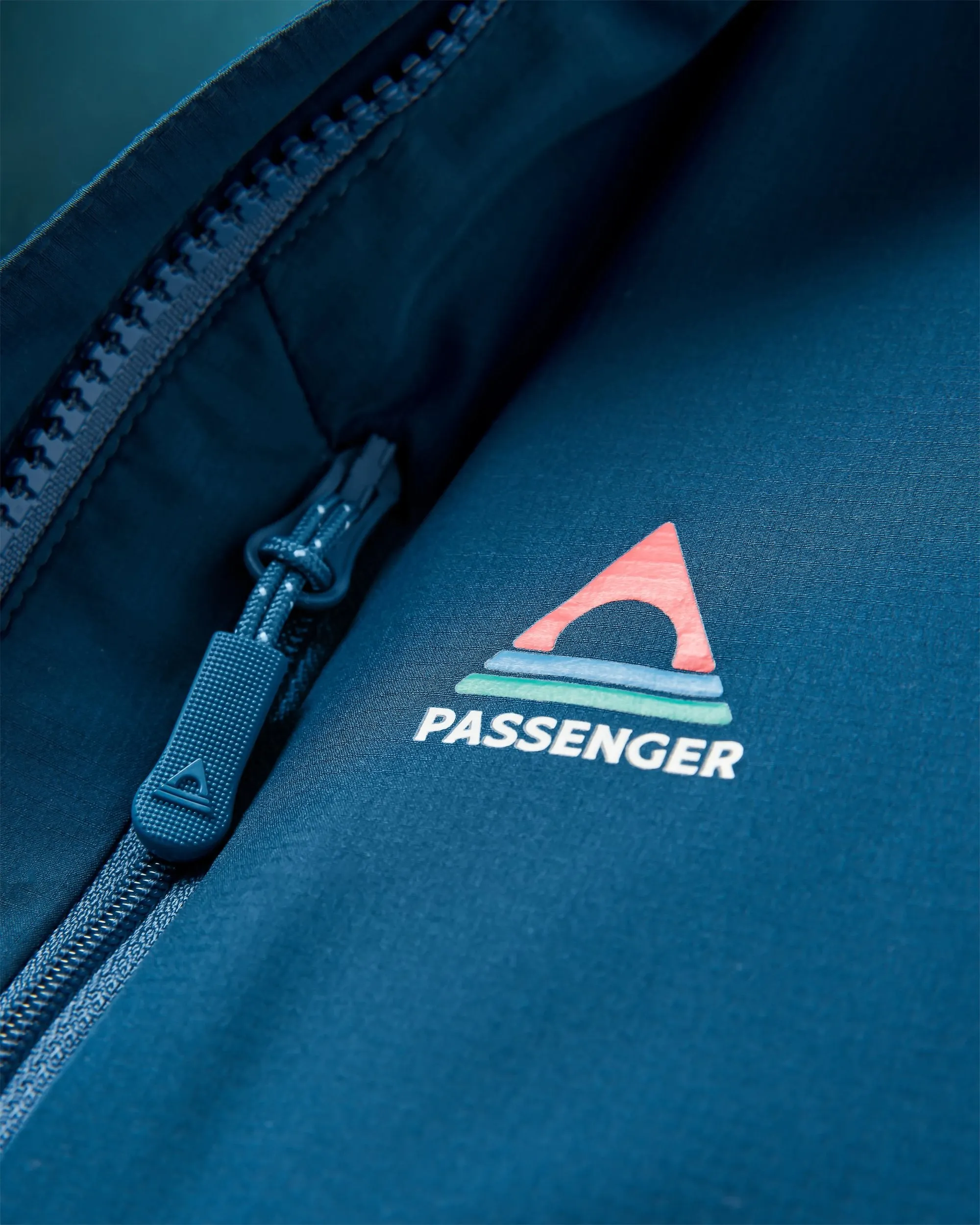Shasta Lightweight Recycled Thermore® Insulated Jacket - Rich Navy/Dark Denim/Arctic