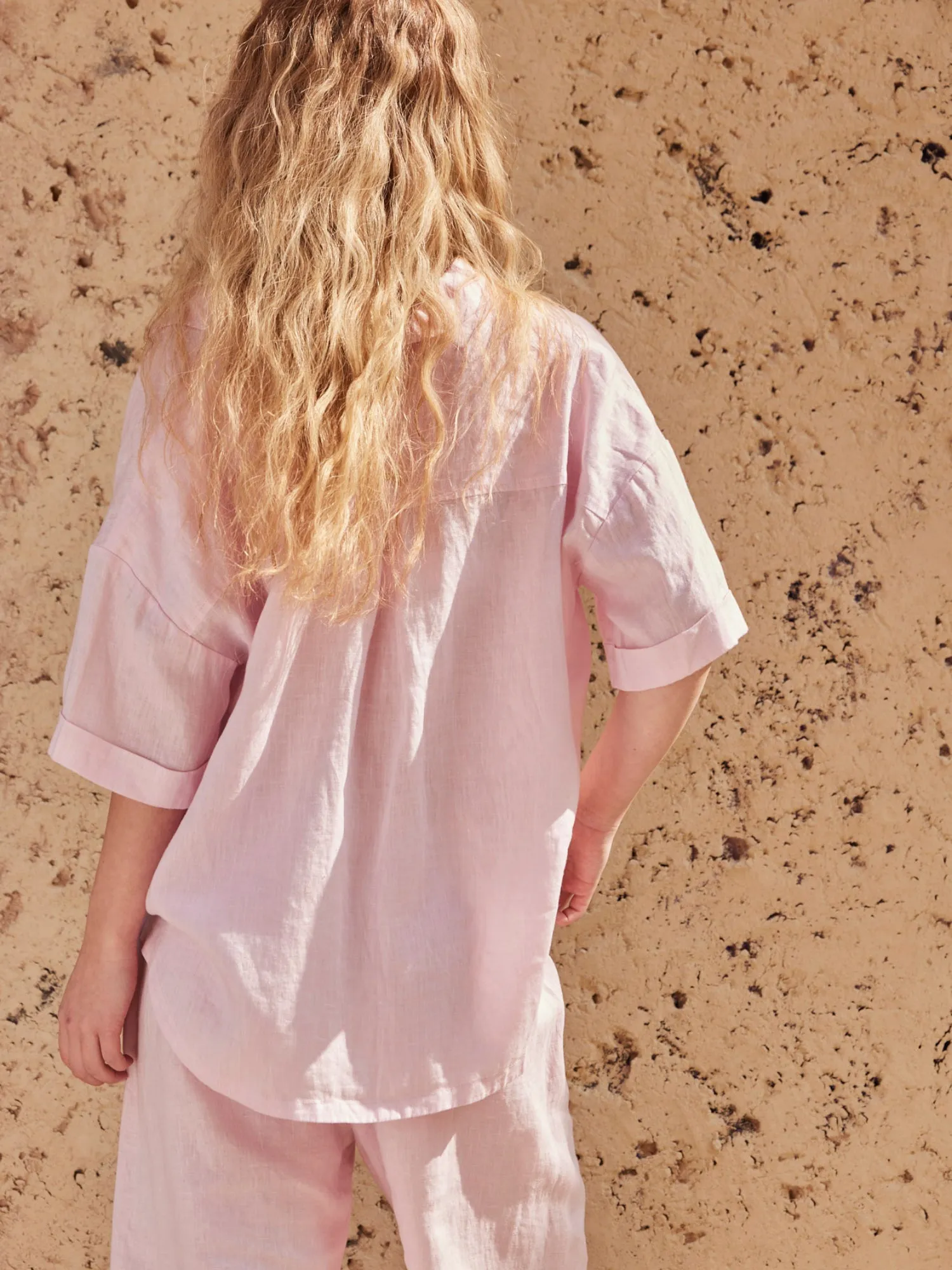 Short cropped linen shirt