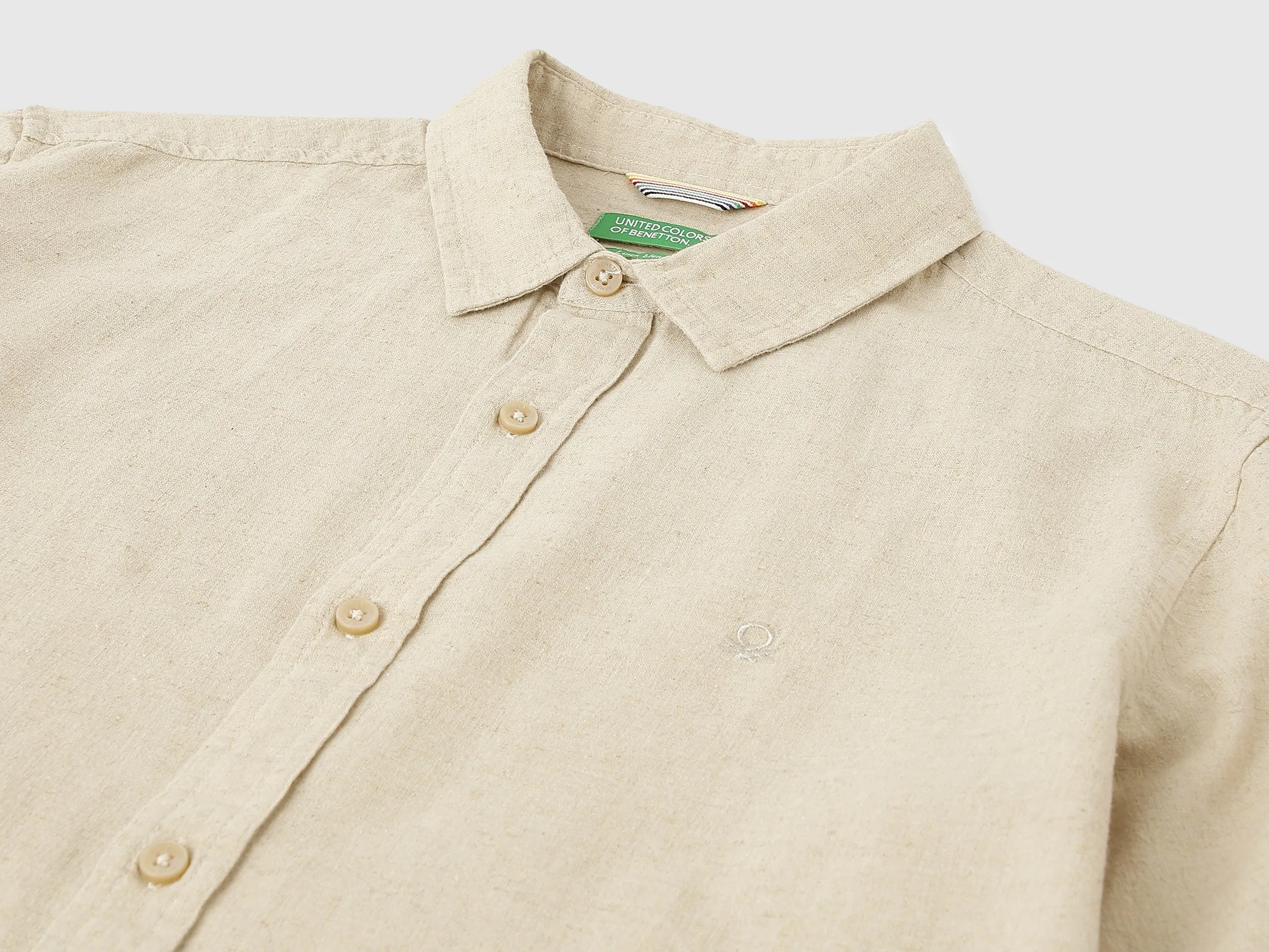 Slim Fit Spread Collar Solid Shirts