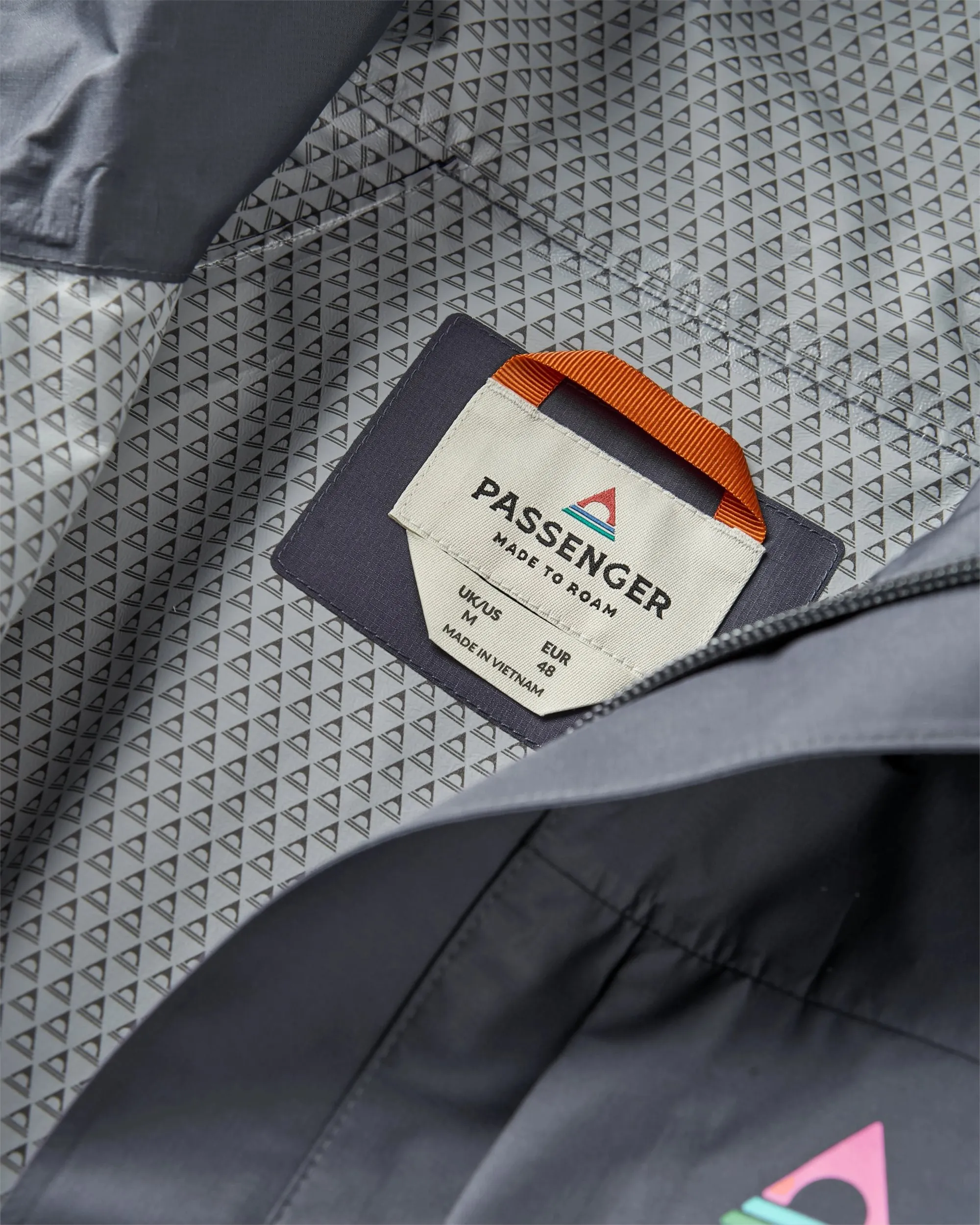 Trailscape Men's Recycled Waterproof Jacket - Charcoal
