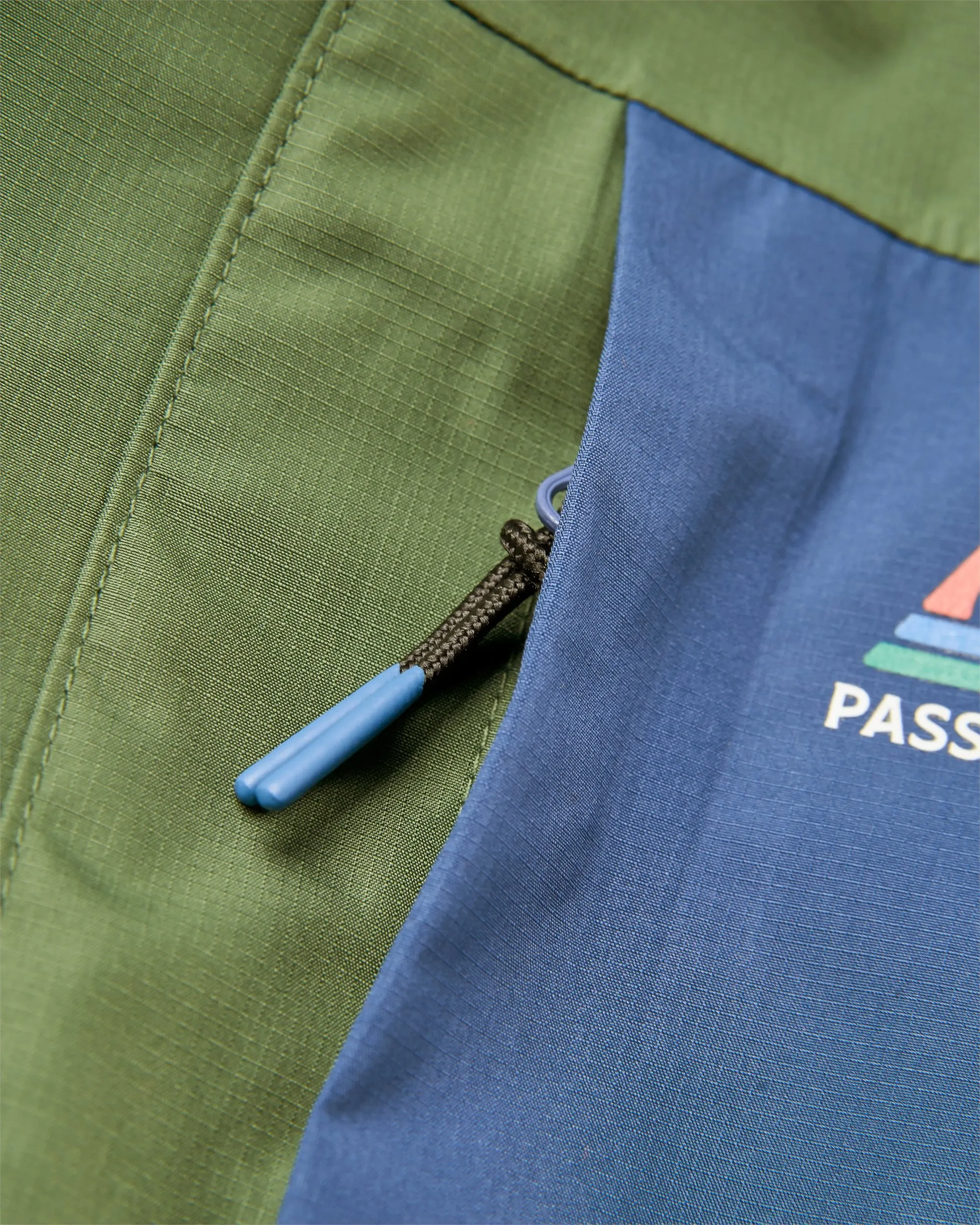 Trailscape Men's Recycled Waterproof Jacket - Dark Denim/Wild Green