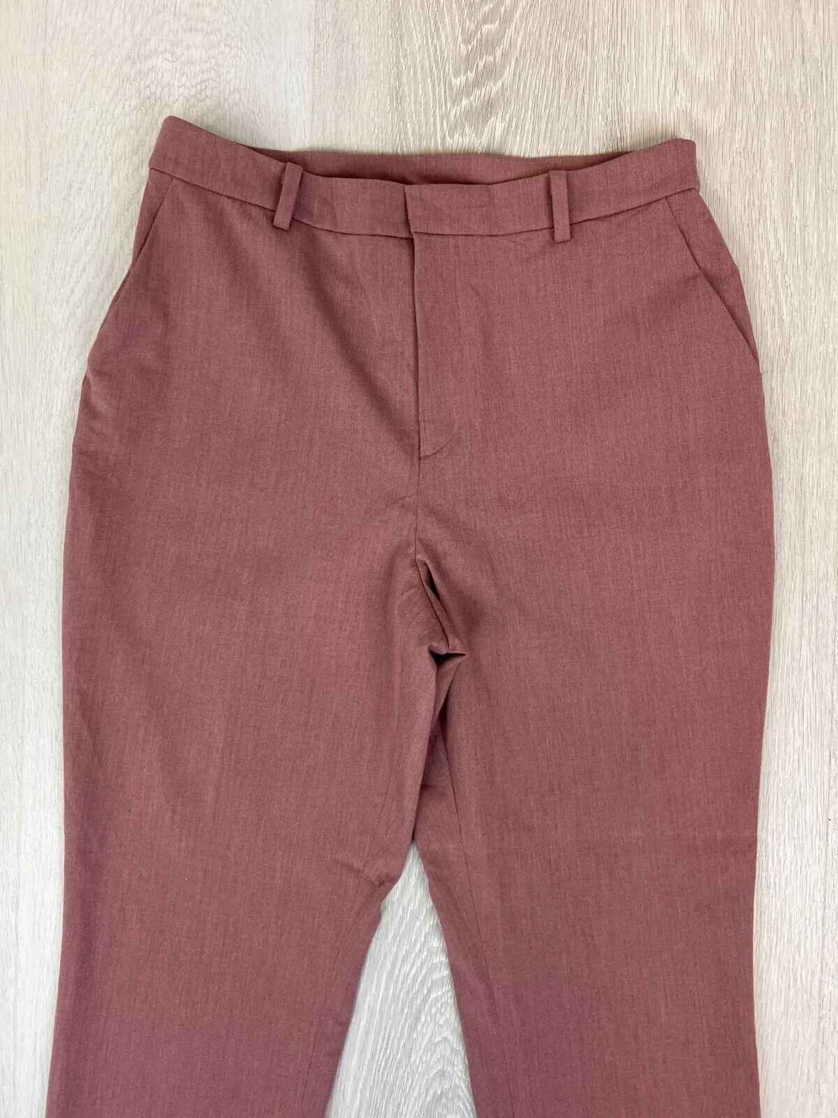 Uniqlo Womens Cropped Dress Pants Size Large (30-31 Inch)