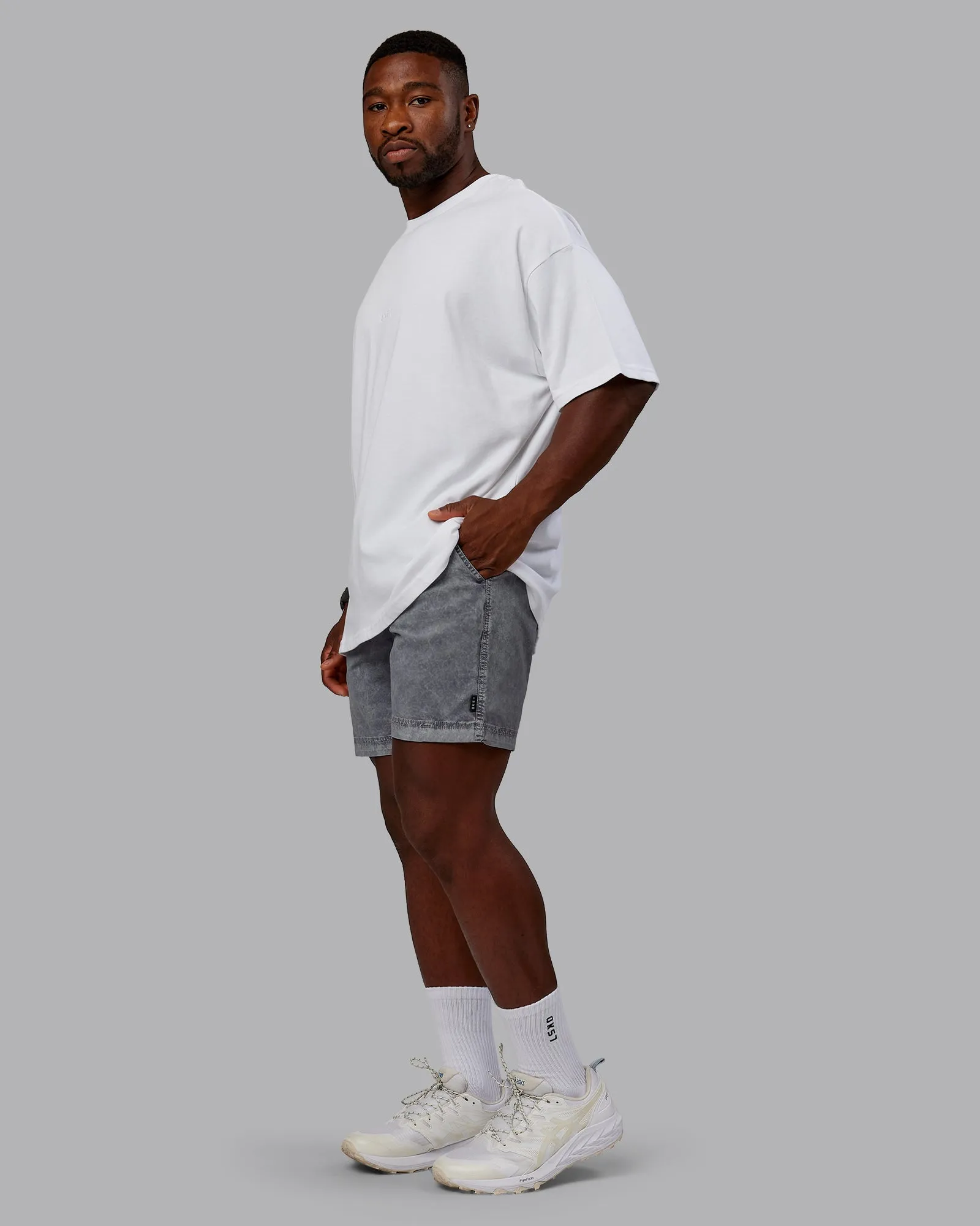 Washed Daily 7" Shorts - Circular Grey