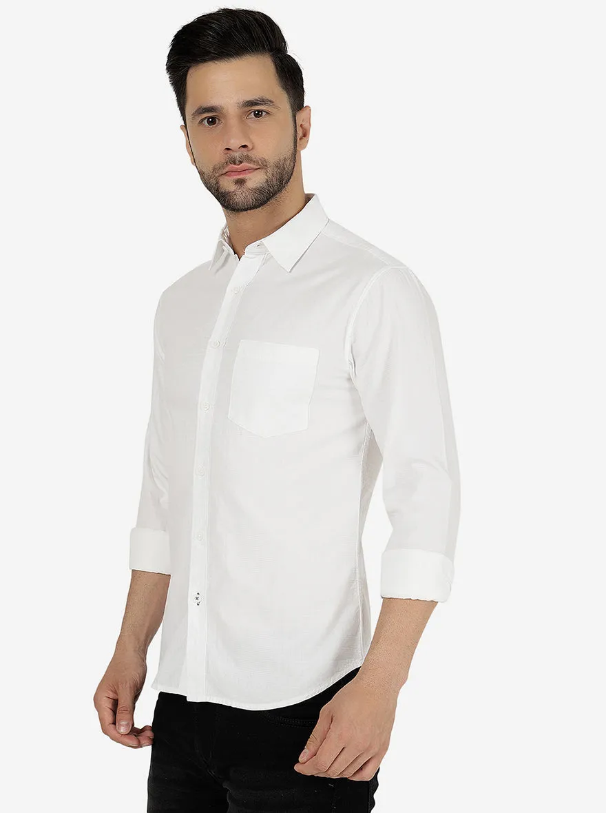 White Solid Slim Fit Casual Shirt | Greenfibre