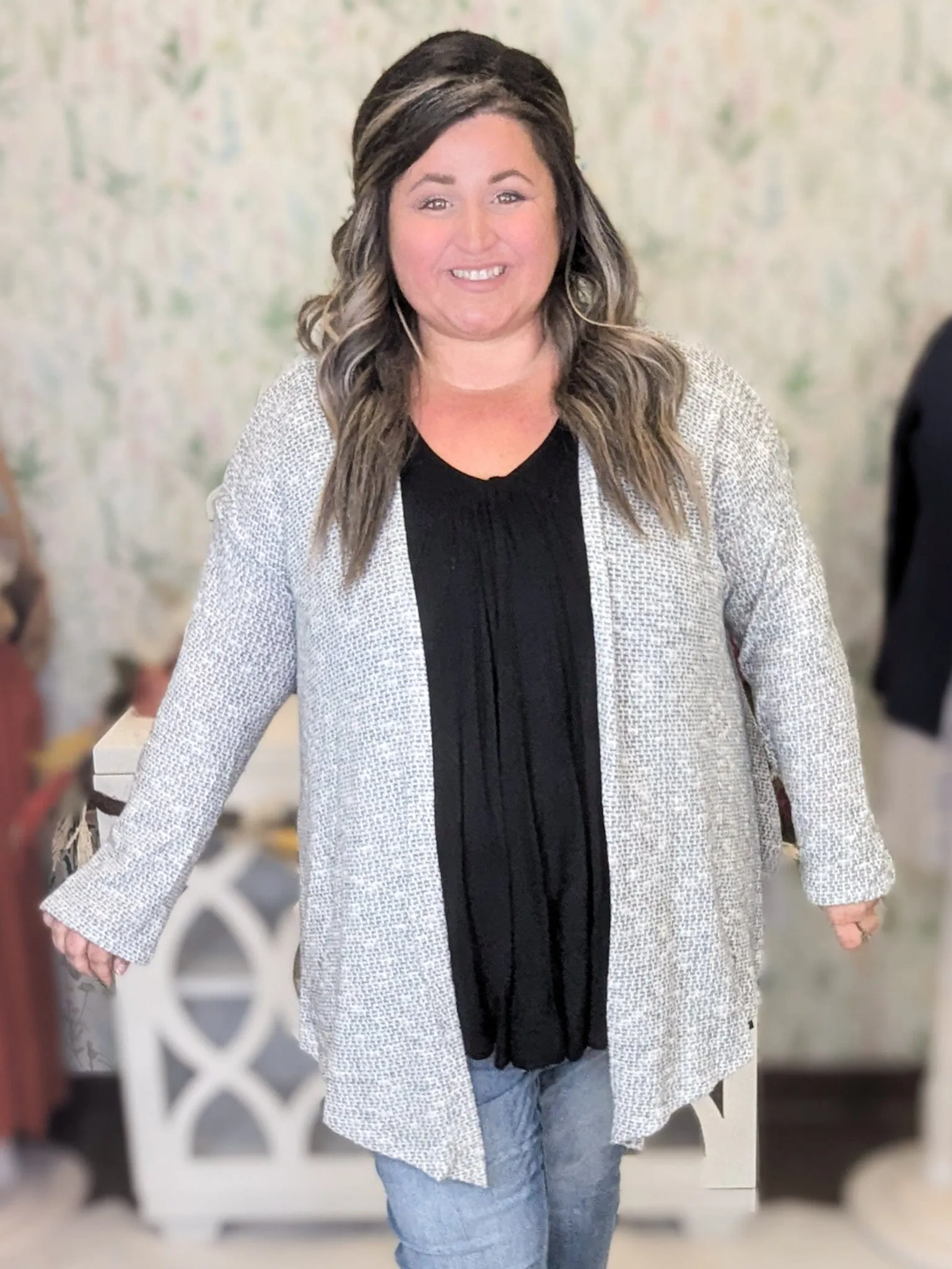 Willow Textured Cardigan w/Pockets in Gray   White