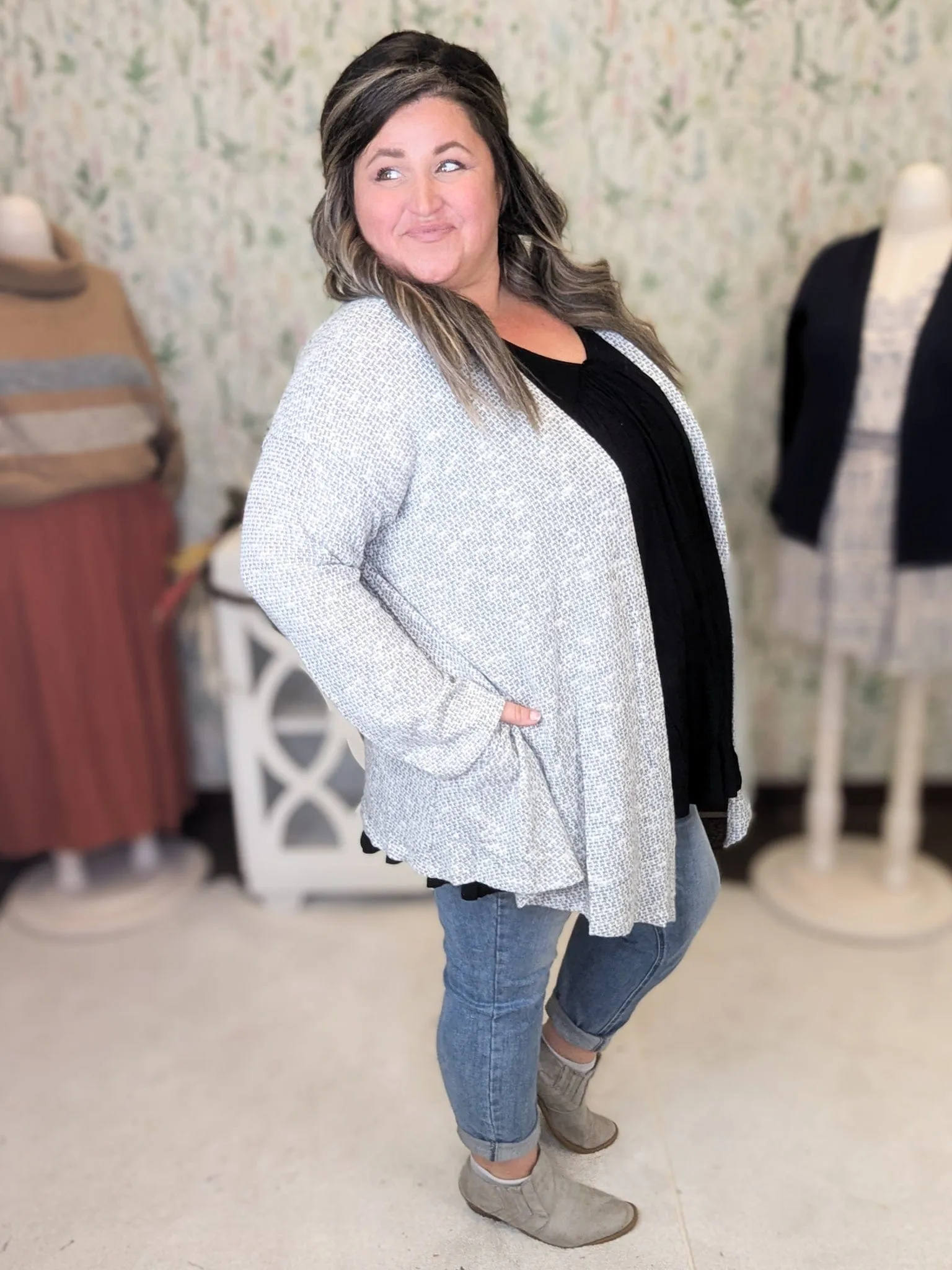 Willow Textured Cardigan w/Pockets in Gray   White
